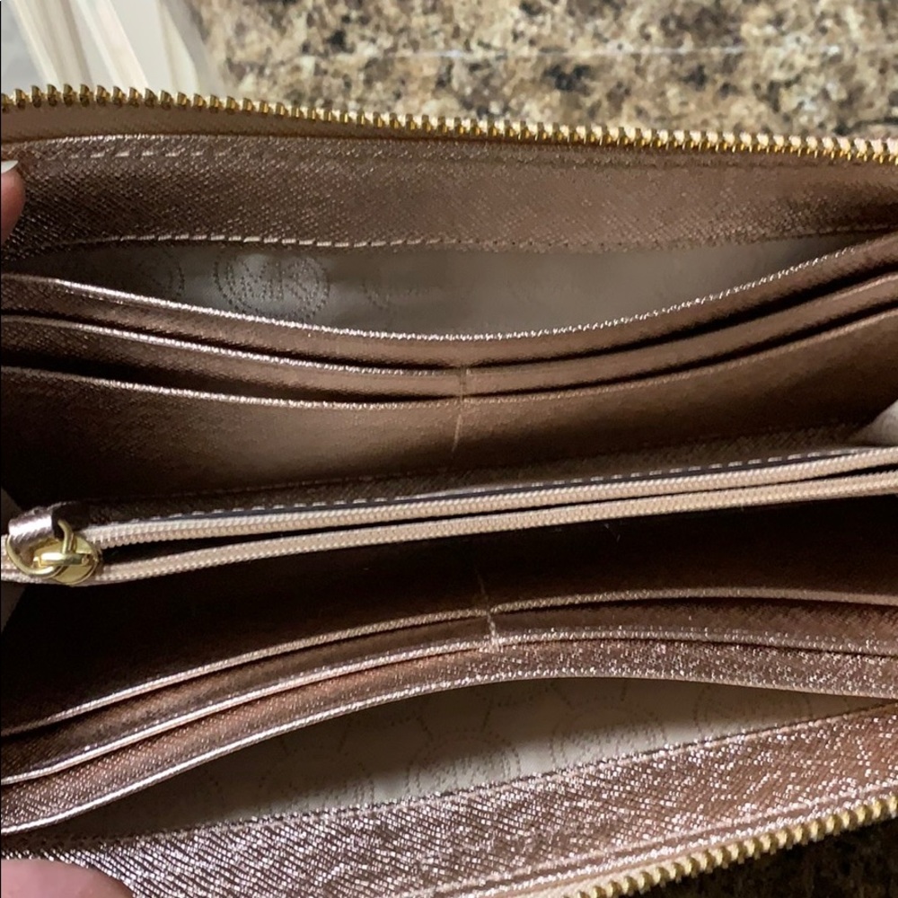 MK clutch - Picture 2 of 3